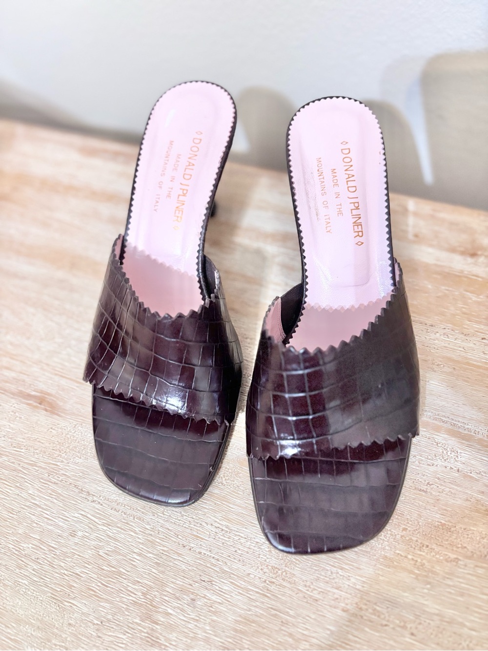 Donald J. Pliner Brown Croc-Embossed Scalloped Slide Mules